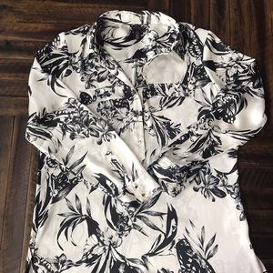 White House Black Market Blouse
